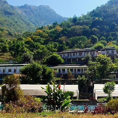 Kalindi Nature Resort Lakhamandal Myani Eksteriør billede